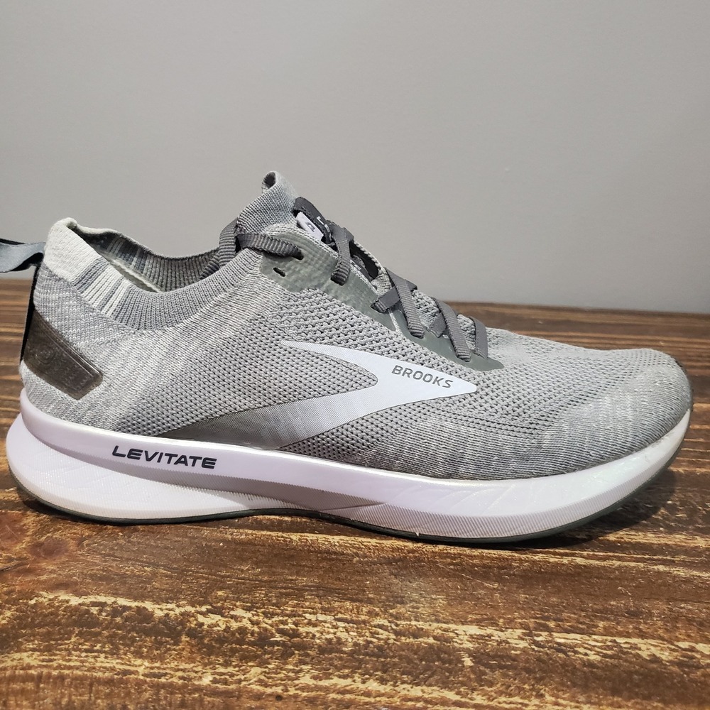 Brooks Levitate 4 Womens Size 9 Running Sneakers Gray 1203351B084 No Insoles